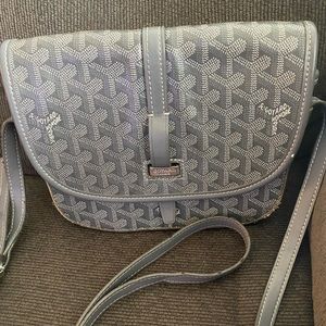Goyard Belvedere PM.